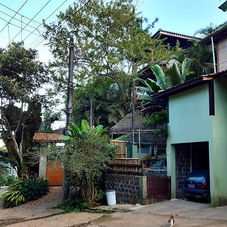 Suite Som Do Mar Da Vermelha Do Centro Убатуба Экстерьер фото